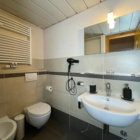 Ski House Dal Renzo Marilleva Exterior photo